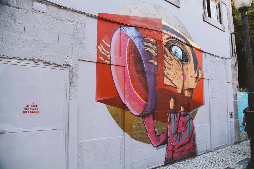 focus-aventure-julia-laffaille-porto-portugal-miragaia-street-art-maison