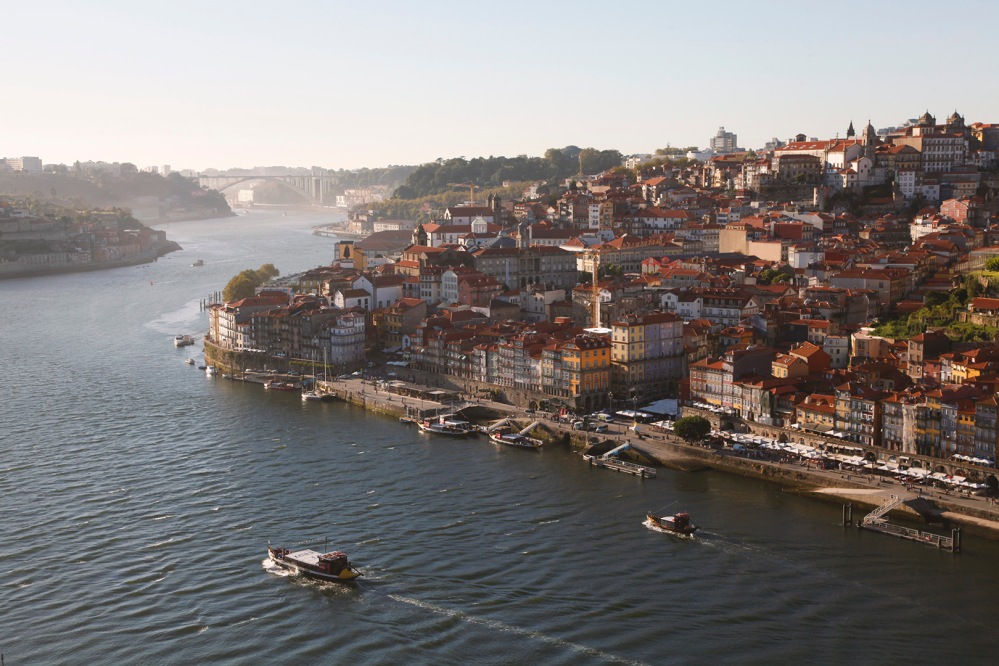 focus-aventure-julia-laffaille-porto-portugal-rio-de-douro-paysage